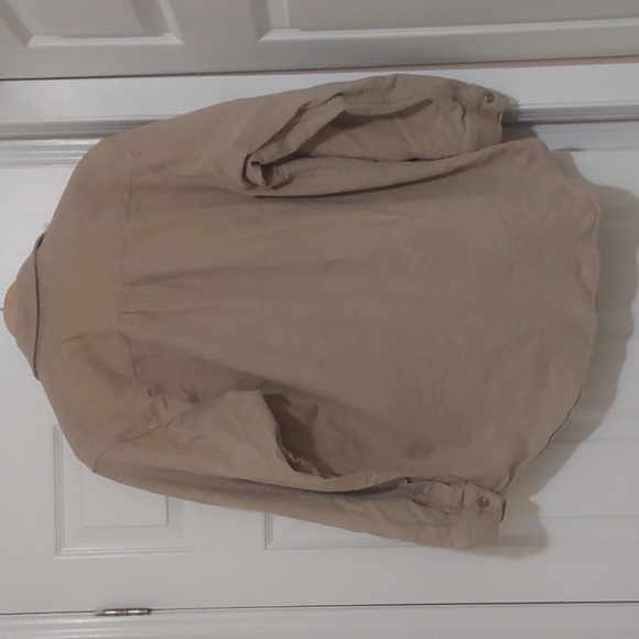 Field & Stream button down - Picture 5 of 5